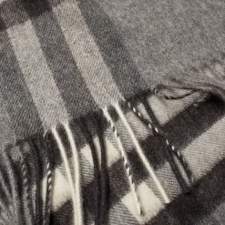 Burberry Check Cashmere Scarf -Outlet Scarves Store 01 06 2021 BB 8016395 A1345 2 1