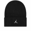 Nike 23 Engineered Utility Beanie -Outlet Scarves Store 04 01 2023 JC DV3339 010 m1 1