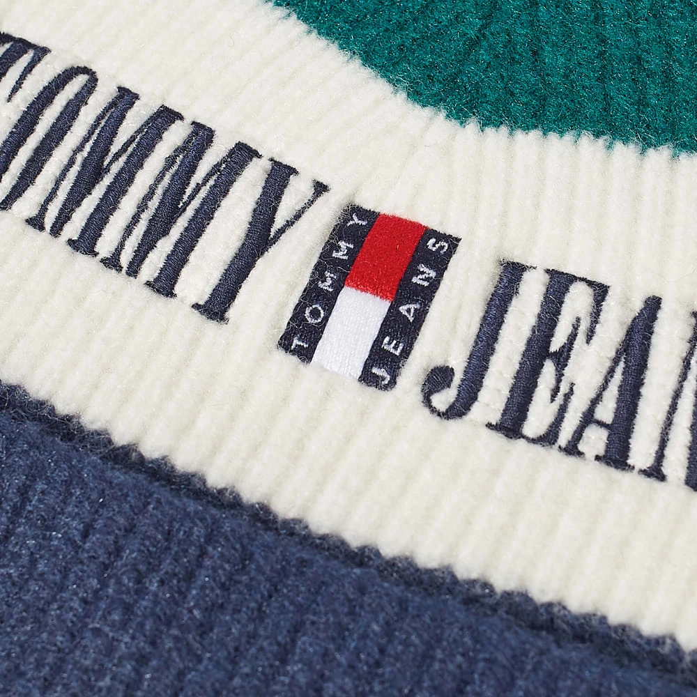 Tommy Jeans Modern Tech Stripe Beanie 4 Tommy Jeans Modern Tech Stripe Beanie - Image 2